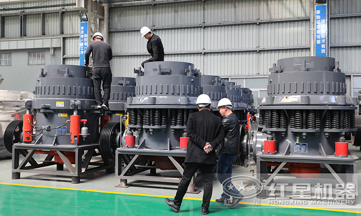 多家對(duì)比后二次到廠，選擇兩臺(tái)圓錐破