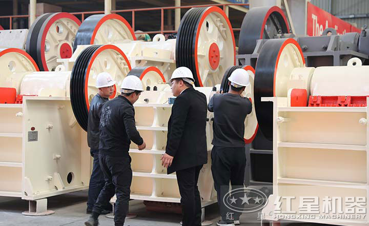 用戶來廠考察，多種設(shè)備型號(hào)讓用戶眼見為實(shí)